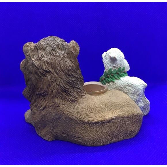 United Design Lion and Lamb Candle Holder Figurine - Picture 4 of 6